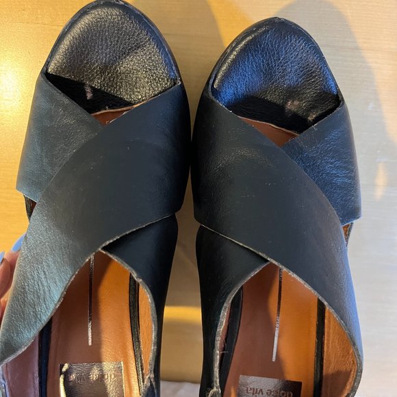 Platform Wedge Sandals - Picture 3 of 15